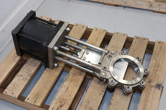Used Wey 6" Air Operated Knife Gate Valve #44238