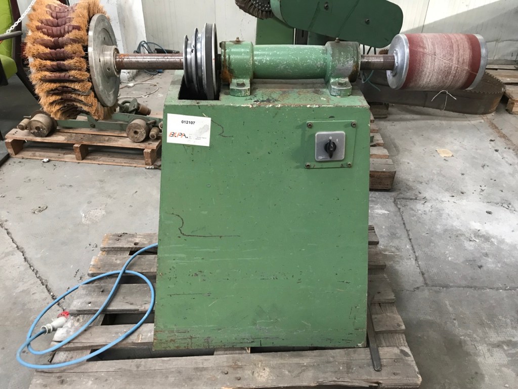 Usato Spazzolone artigianale con testa