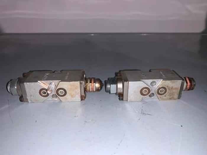 Używane Nordson 1052928 SureBead S S15E