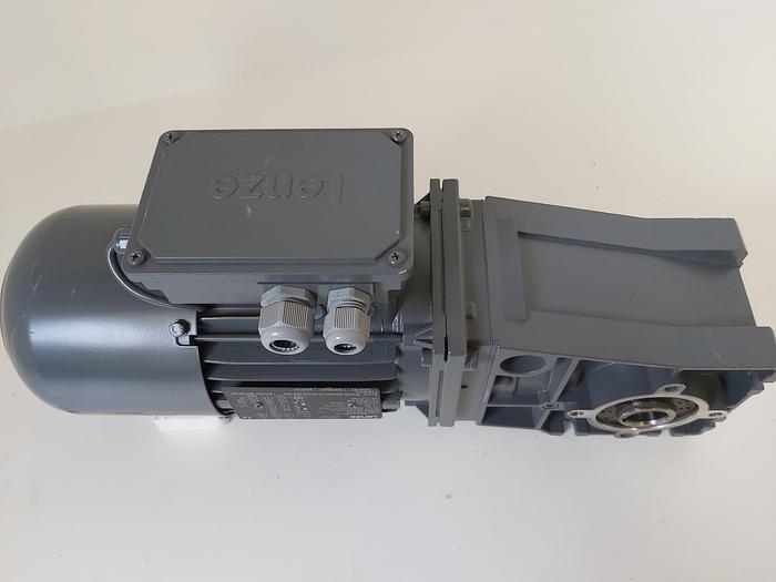 Winkelgetriebemotor, GKR04-2M HAR 071C32, 271,9 rpm, 12 Nm, Lenze neuwertig