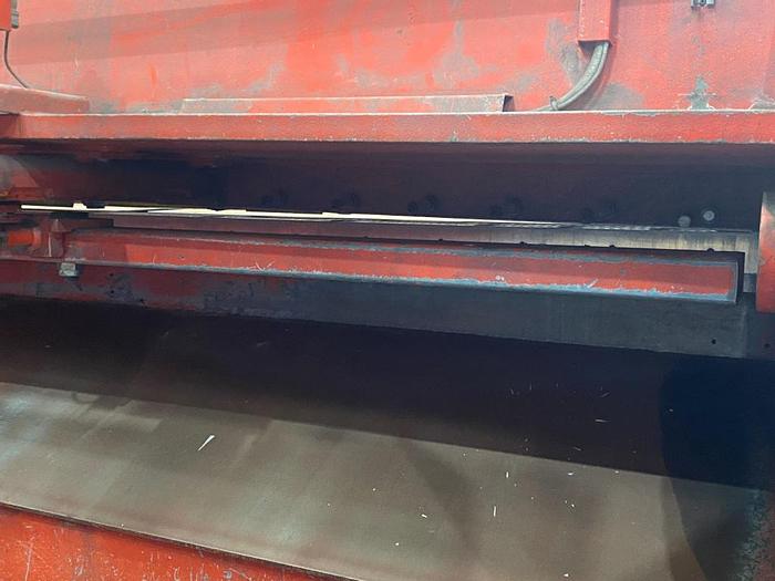 Used Edwards Pearson  4m x 4mm Guillotine Shears