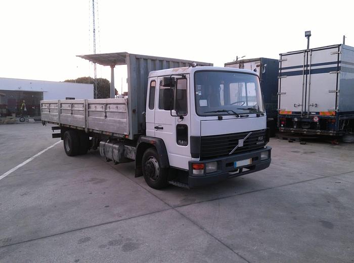 1993 VOLVO FL614 14 ton dropside