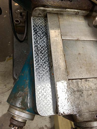 Used BRIDGEPORT SERIES I 2HP VERTICAL KNEE MILL VARIABLE SPEED SPINDLE