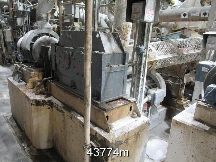 Used PAPER MACHINE COMPLETE #43774