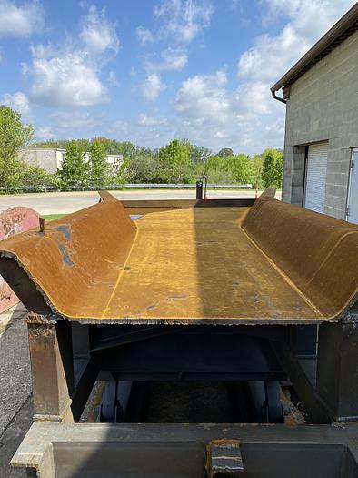 Used GENERAL KINEMATICS OSCILLATING CONVEYOR 2 WAY FEEDER
