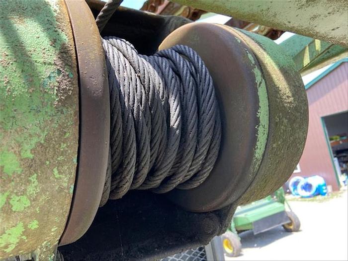 Used 1979 Chicago Pneumatic 600 Drill Rig