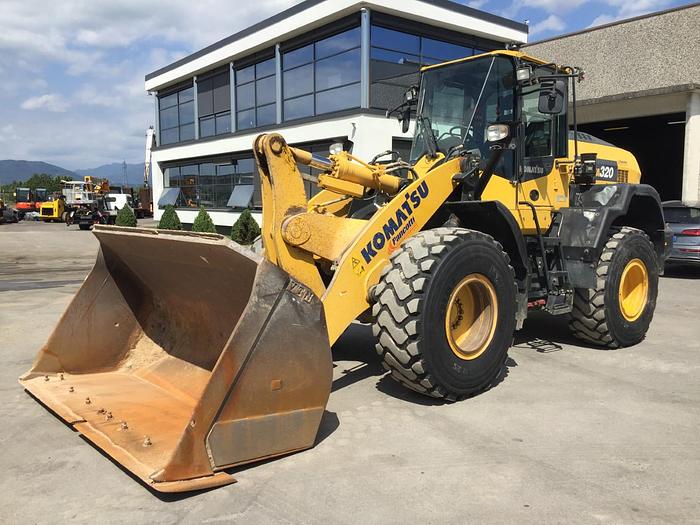 Usato 2017 KOMATSU WA 320-8