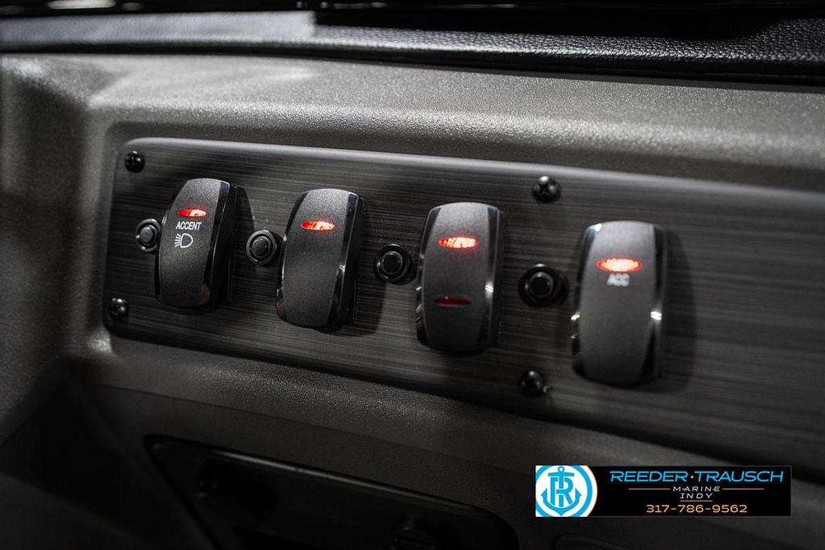 2025 Bennington 22 SSB