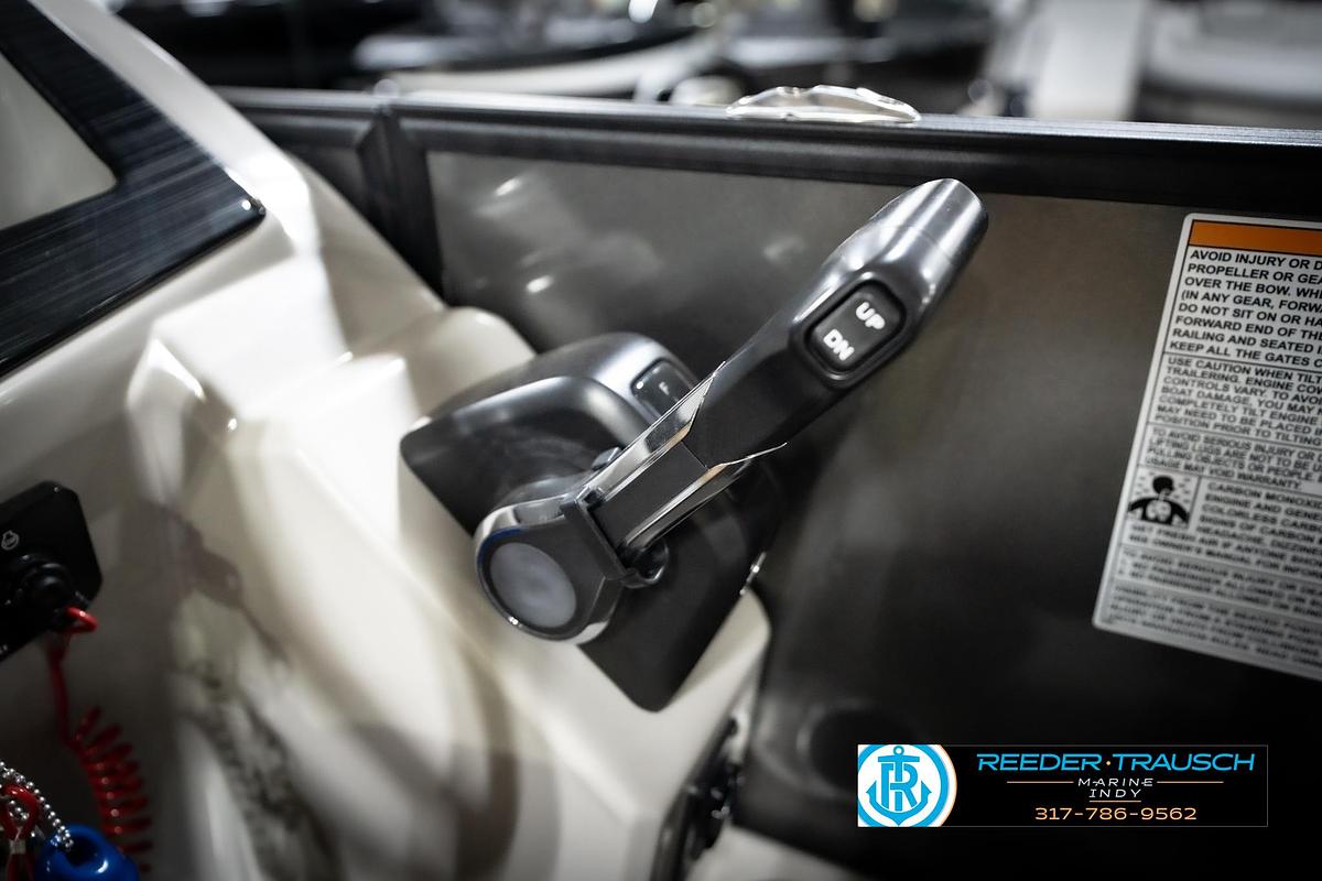 Used 2024 SunChaser 24 Geneva LRDH