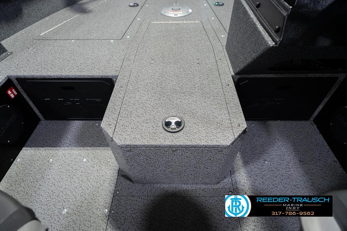 2026 Lund 1700 Explorer Side