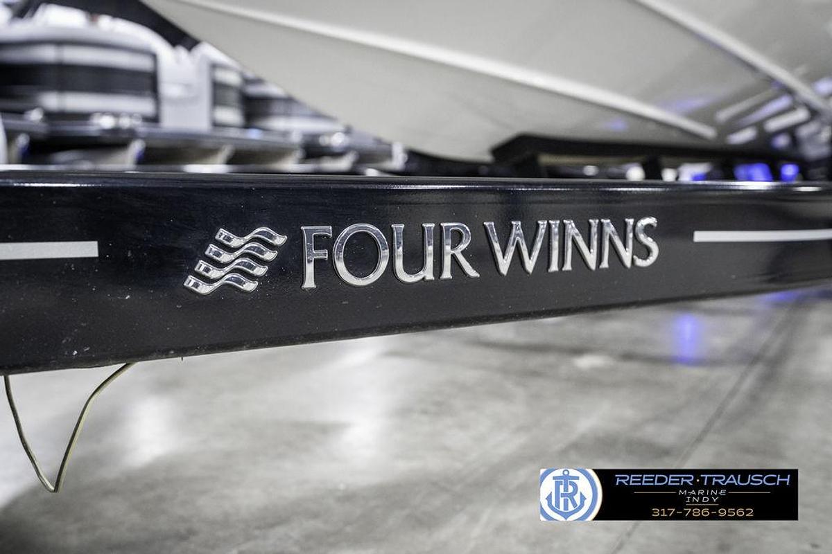Used 2021 Four Winns H260