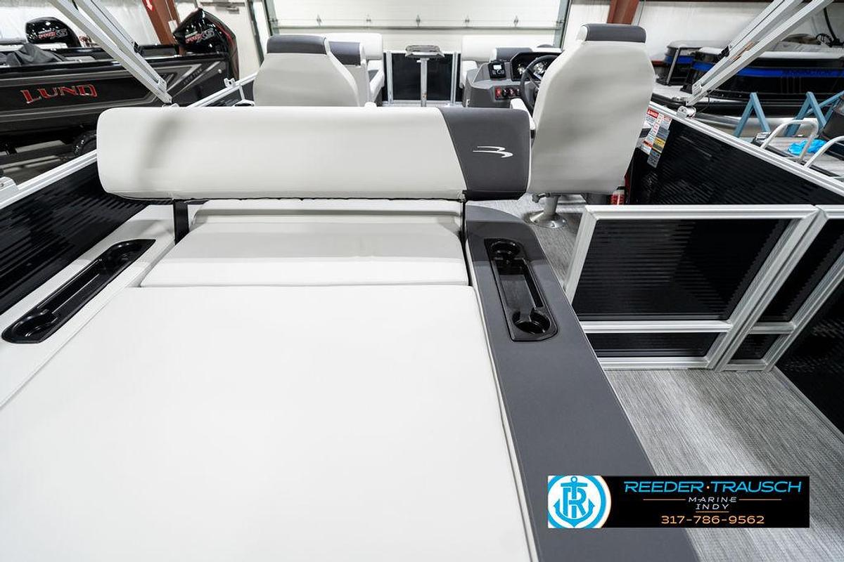 2025 Bennington 22 SSB