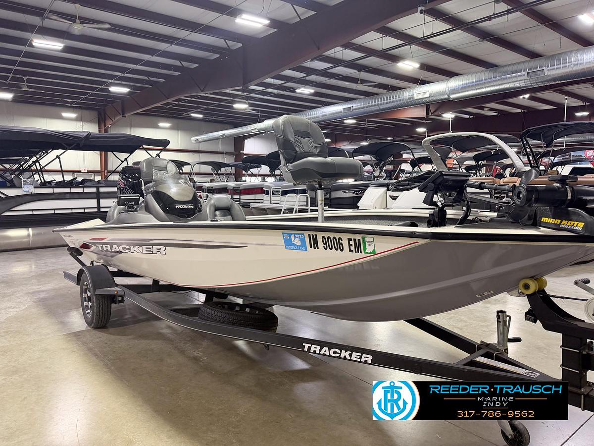 Used 2019 Tracker Pro Team 190 TX W/11