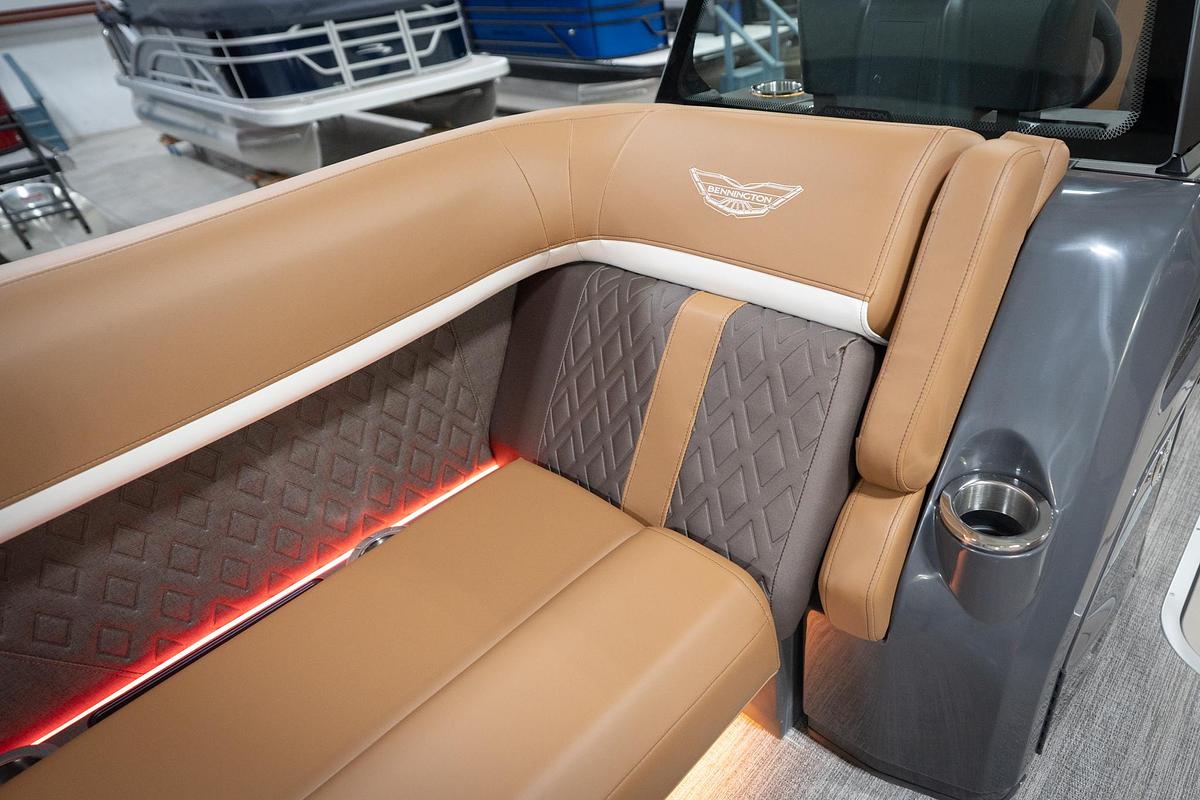 2026 Bennington 22 MSB