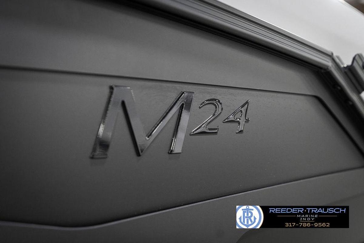 2025 Bennington 24 MFB