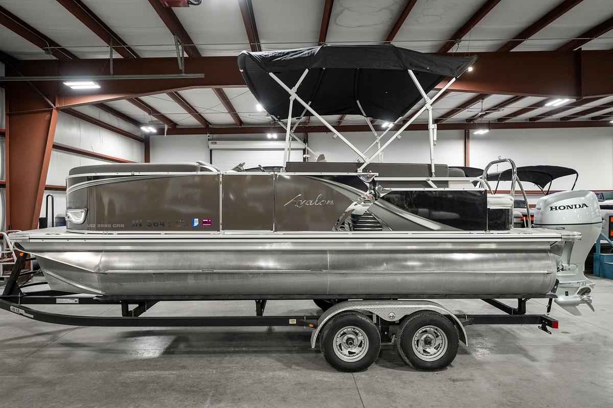 Used 2022 Avalon 2285 LSZ CRB