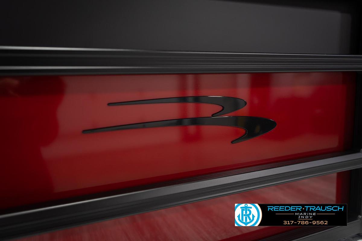 2026 Bennington 22 SLJ