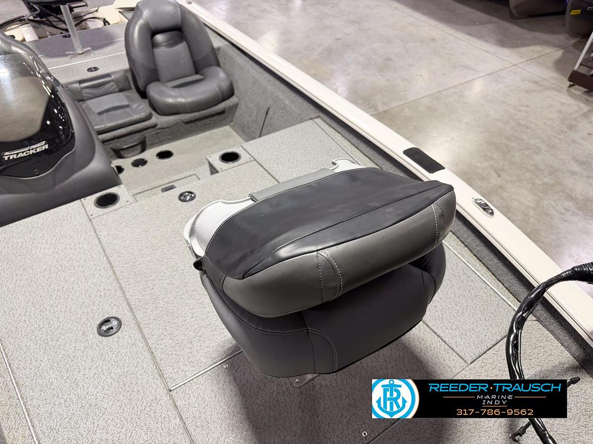 Used 2019 Tracker Pro Team 190 TX W/11