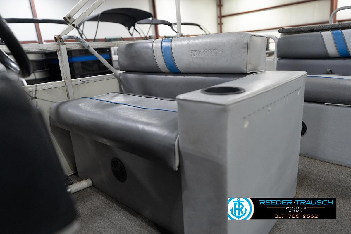 Used 1992 Sun Tracker Party Barge 24