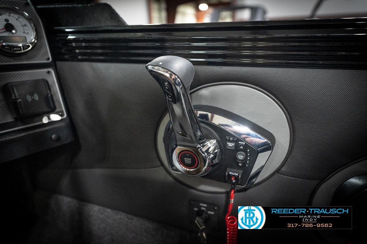 2026 Lund 2275 Baron