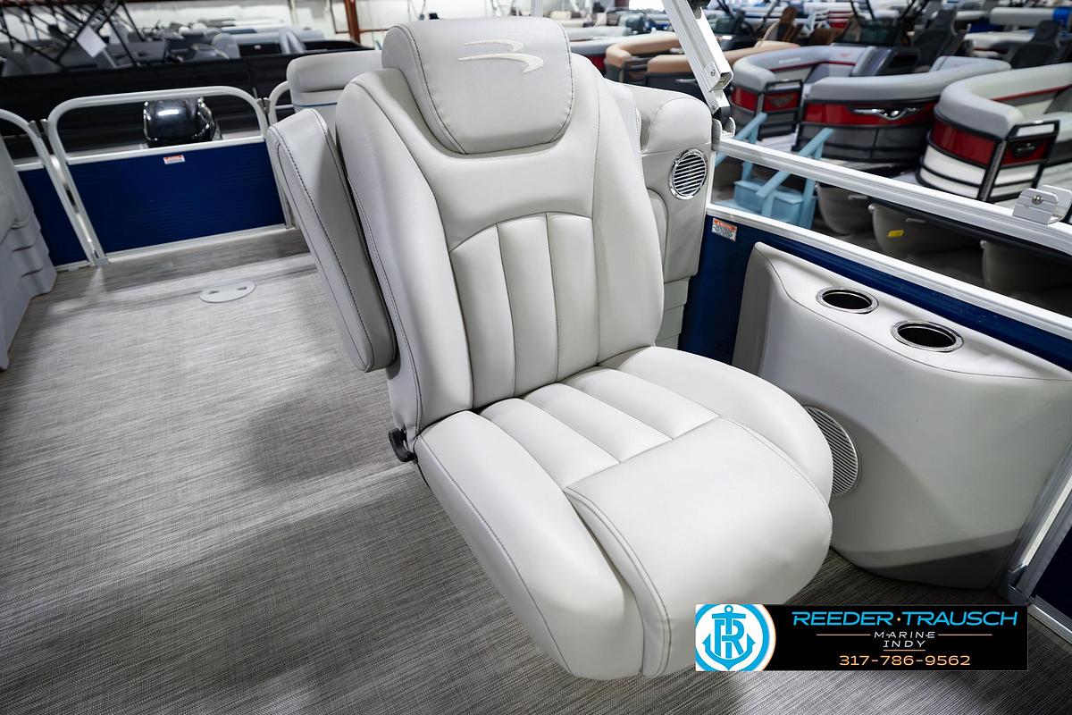 Used 2021 Bennington 22 SVSR