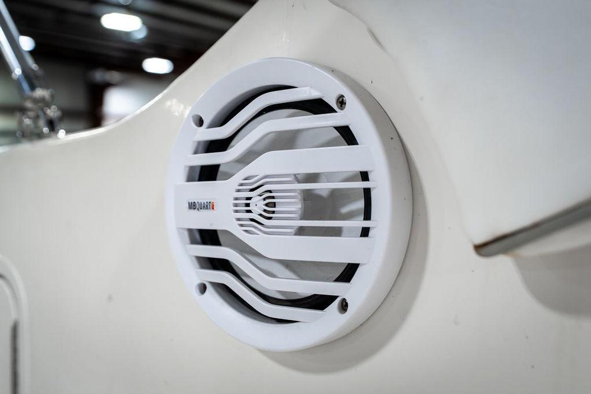 Used 1997 Sea Ray 240 Sundancer