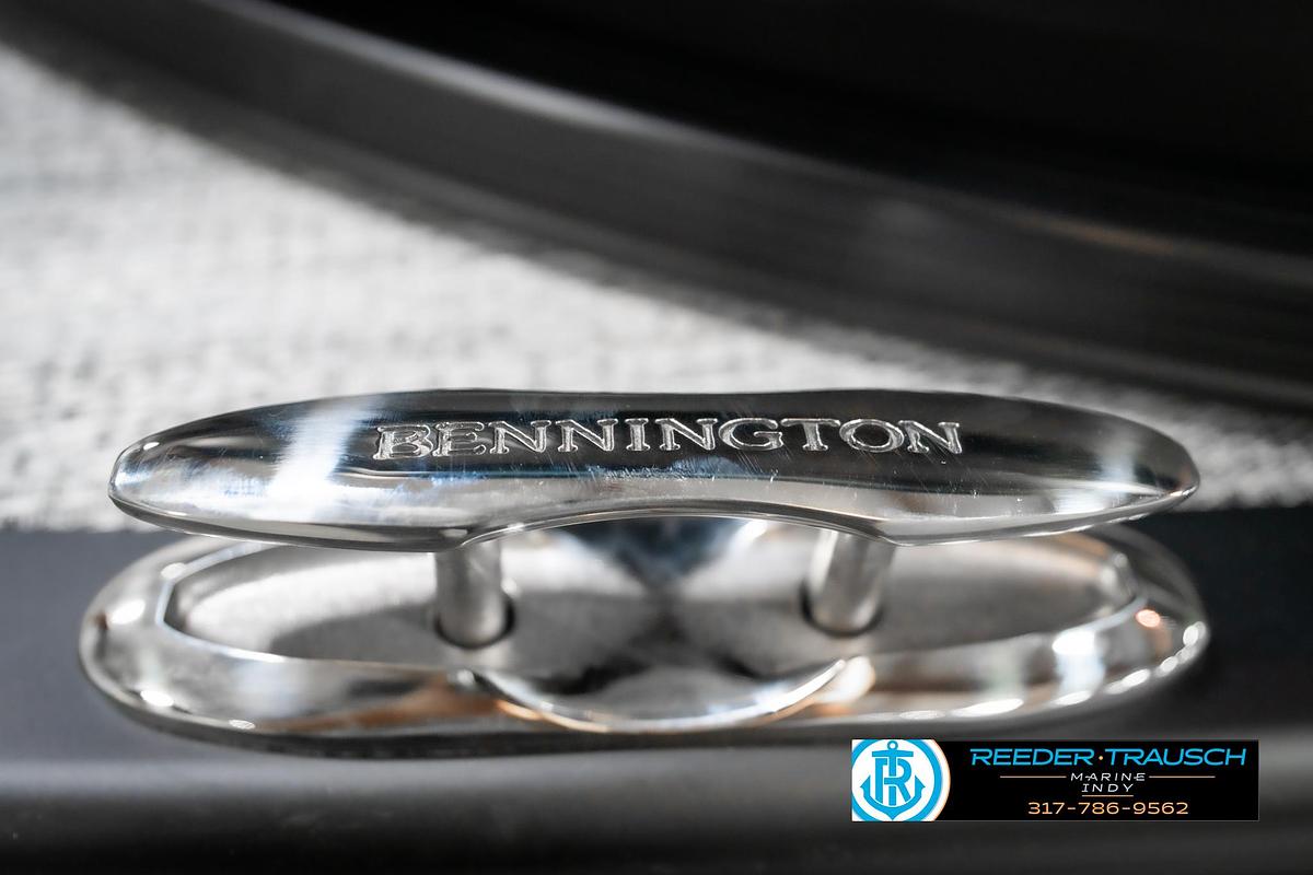 2026 Bennington 22 MFB