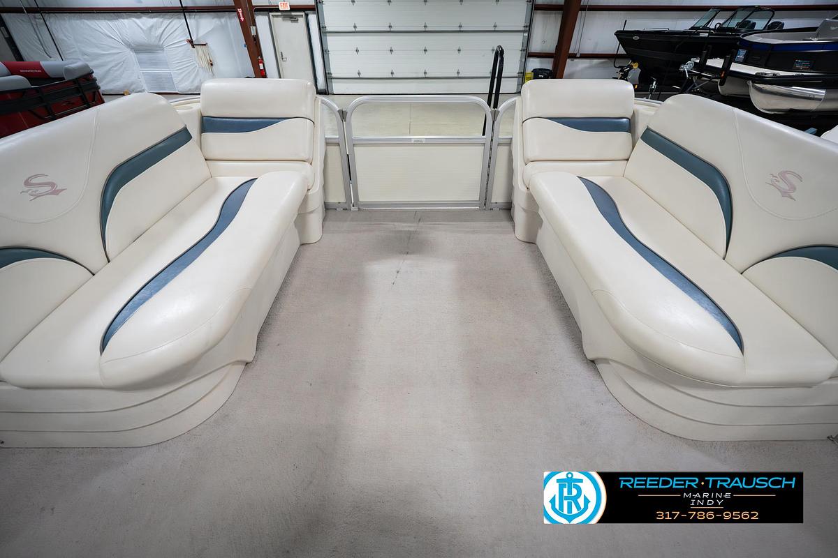 Used 2006 Bennington Sedona L21