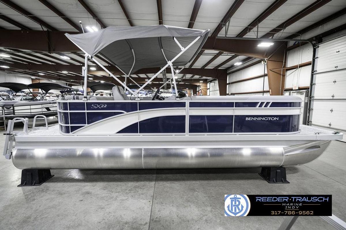 2025 Bennington 22 SXL