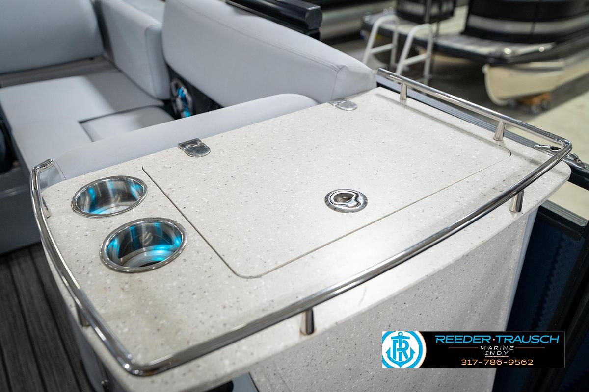 Used 2020 Harris Solstice