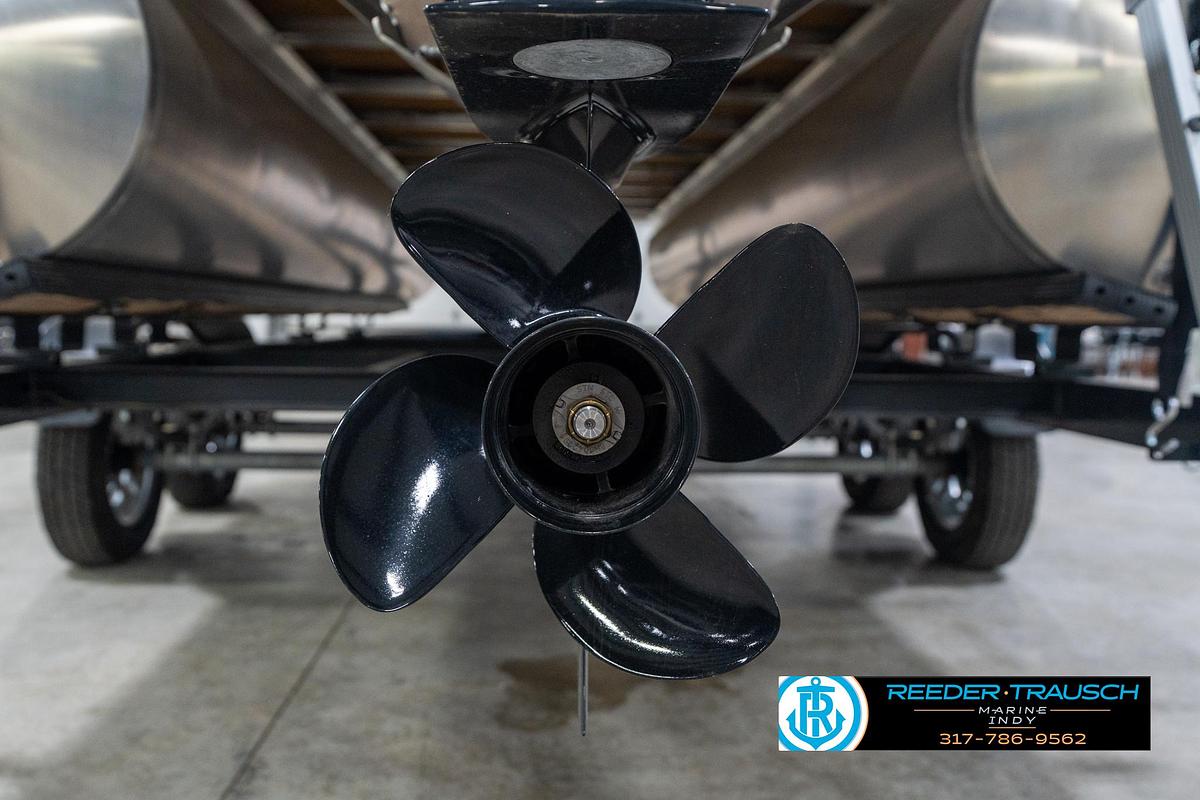 Used 2023 Avalon 2180 VENT CR