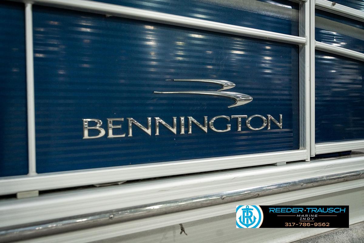 Used 2011 Bennington 2274 RCL