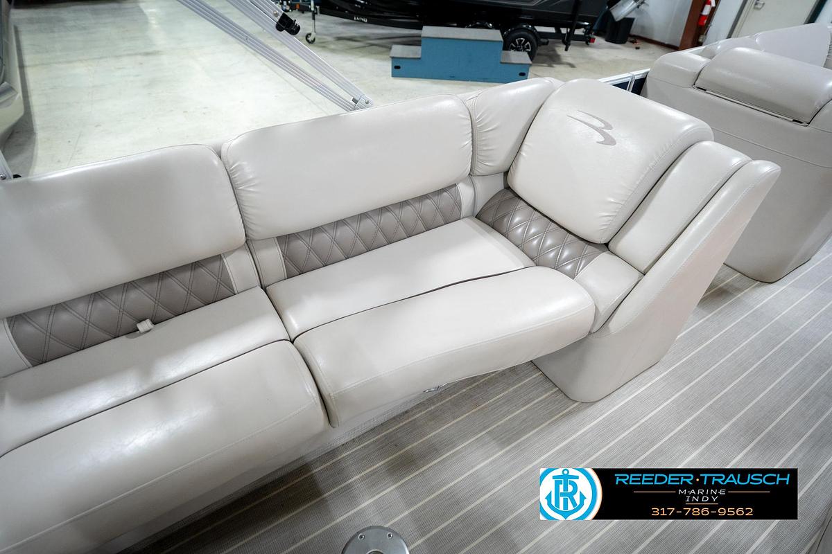 Used 2016 Bennington 2375 RSB