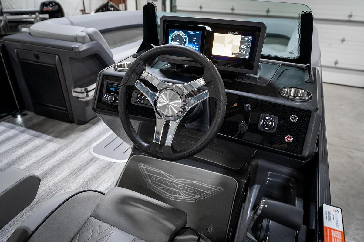 2025 Bennington 24 MSB
