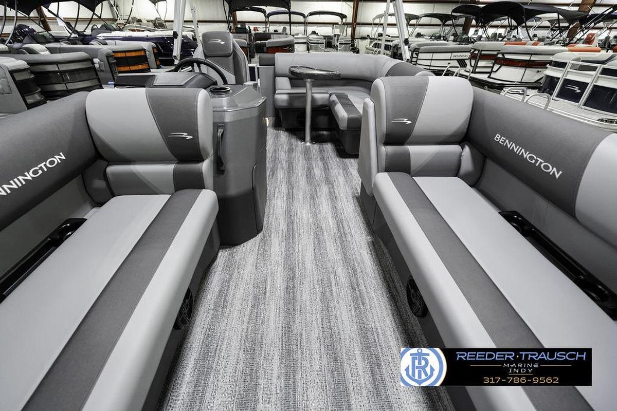 2025 Bennington 18 SLJ