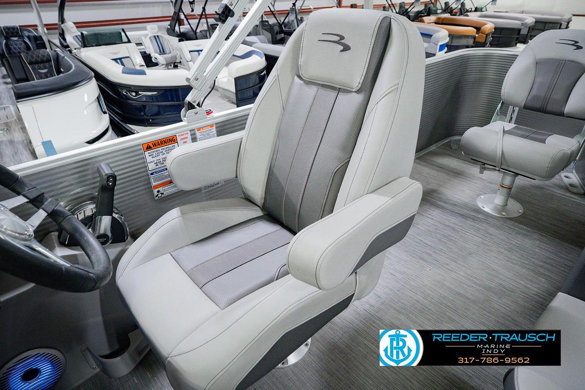 Used 2023 Bennington 22 SXSAPG