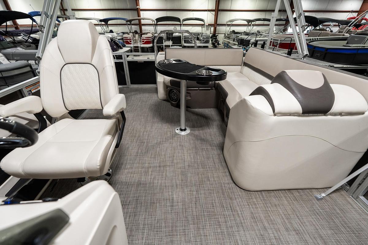 Used 2022 Avalon 2285 LSZ CRB