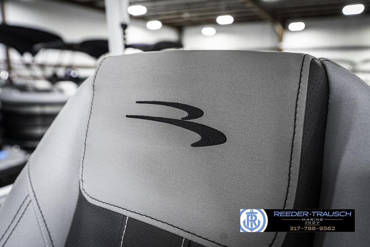 2025 Bennington 22 SXL