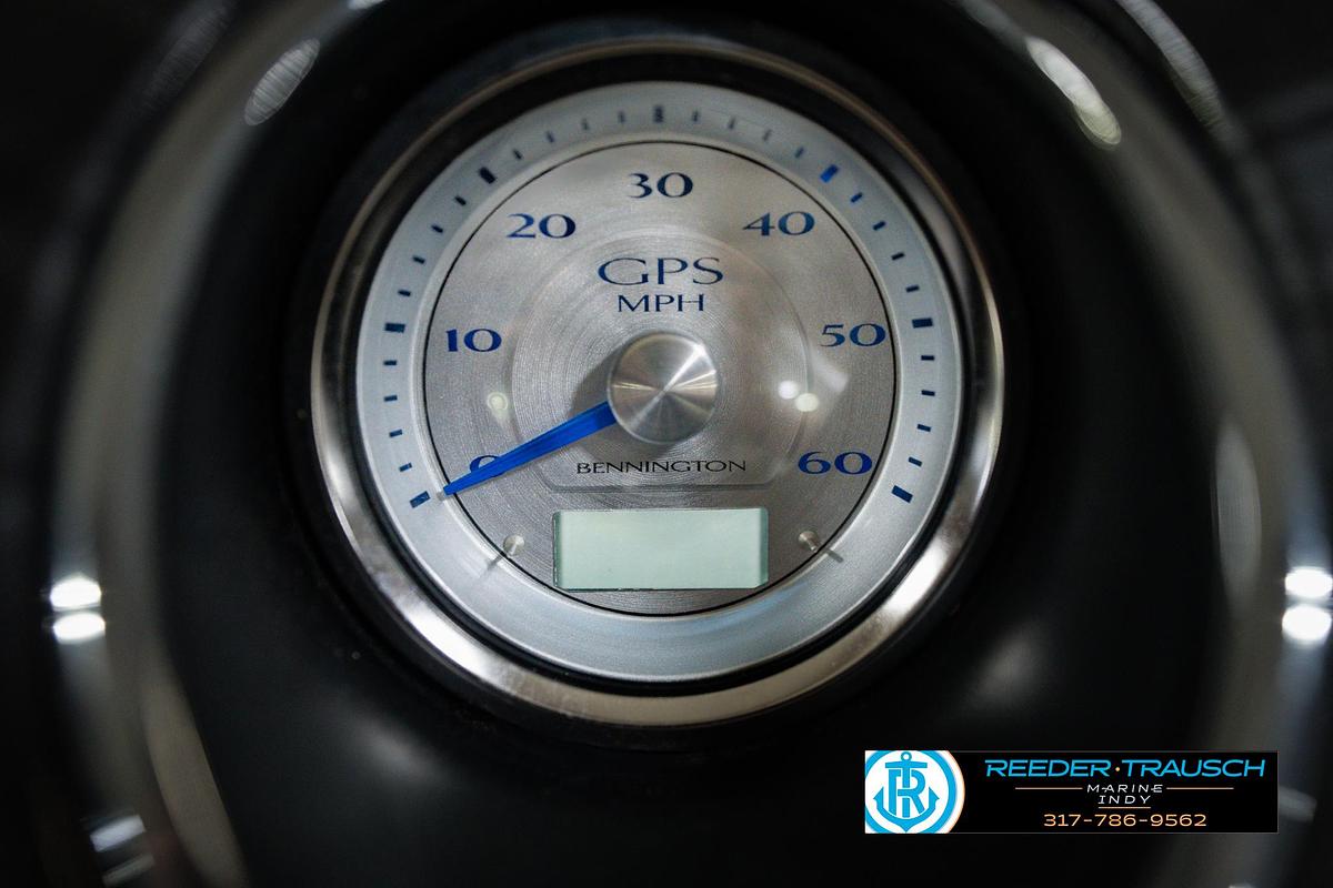 Used 2016 Bennington 2375 RSB