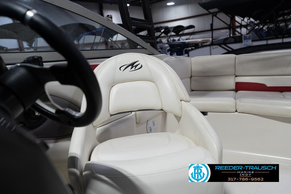 Used 2014 Monterey 204 FS
