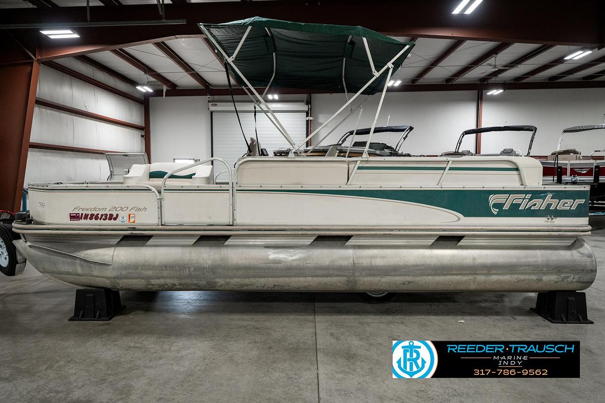 Used 1998 Fisher Freedom 200 Fish