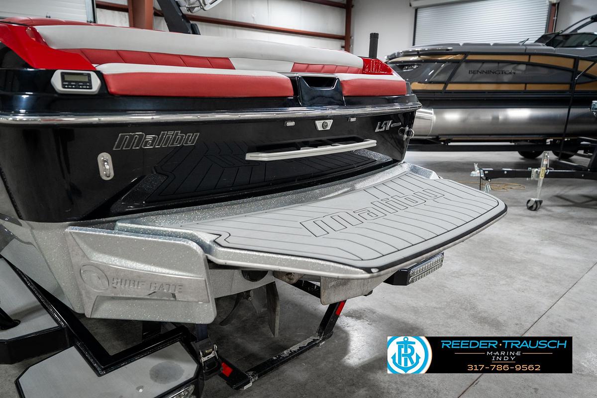 Used 2017 Malibu 25 LSV