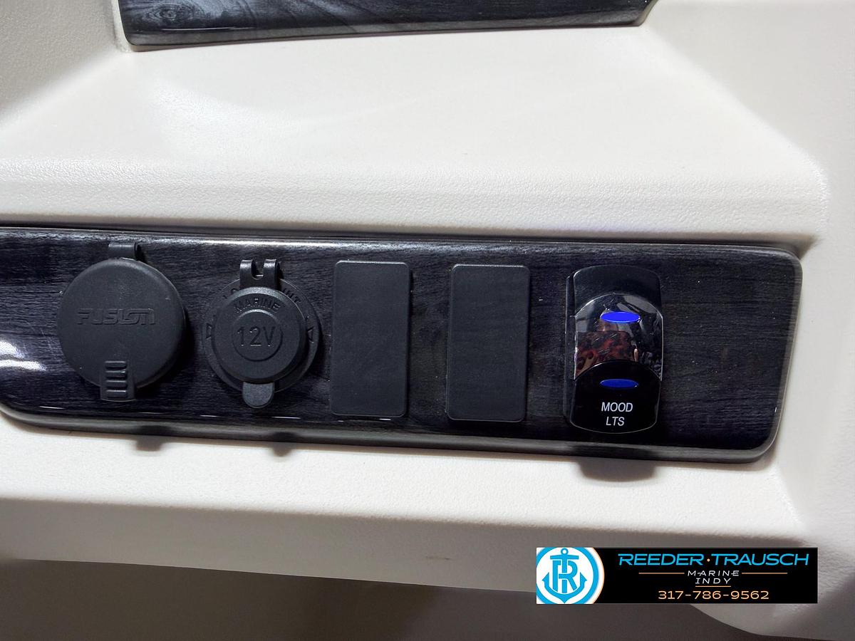Used 2025 Avalon LSZ 2385 CRB