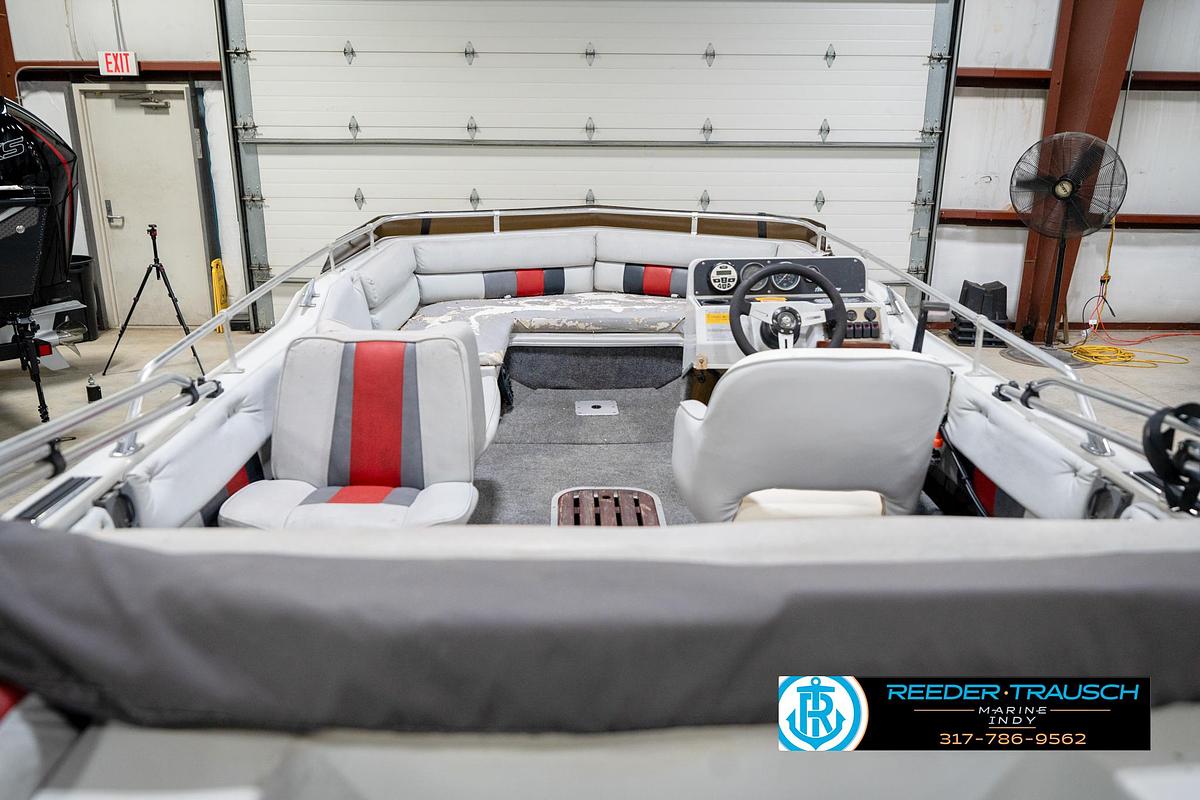 Used 1987 Hurricane 17 Deck Boat