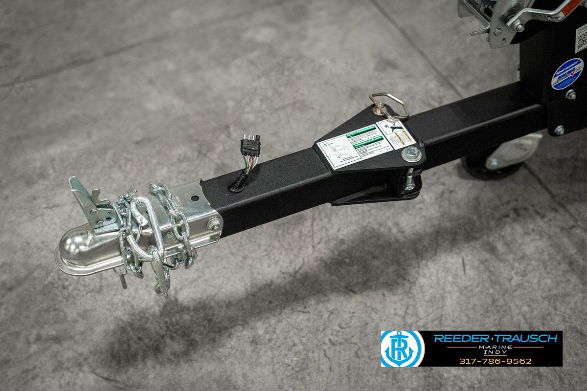 2026 Lund 1875 Pro V Bass