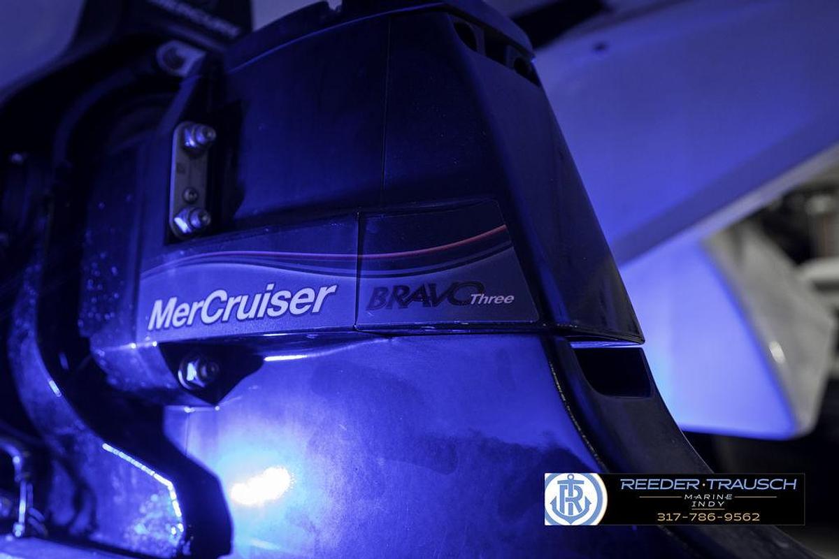 Used 2021 Four Winns H260