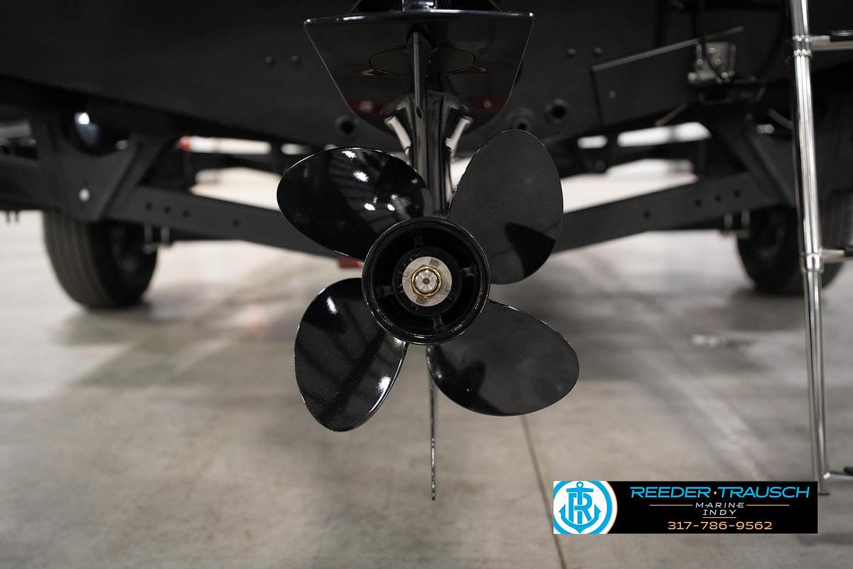 2026 Lund 1775 Impact XS