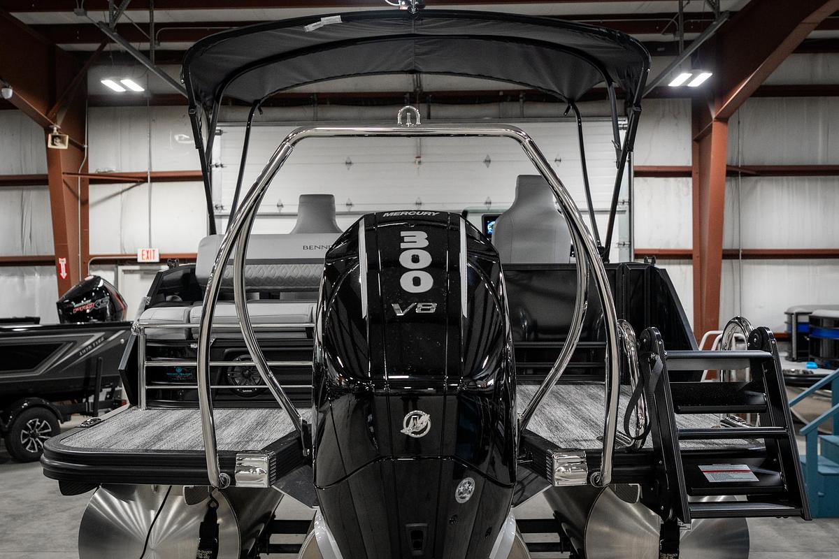 2025 Bennington 24 MSB