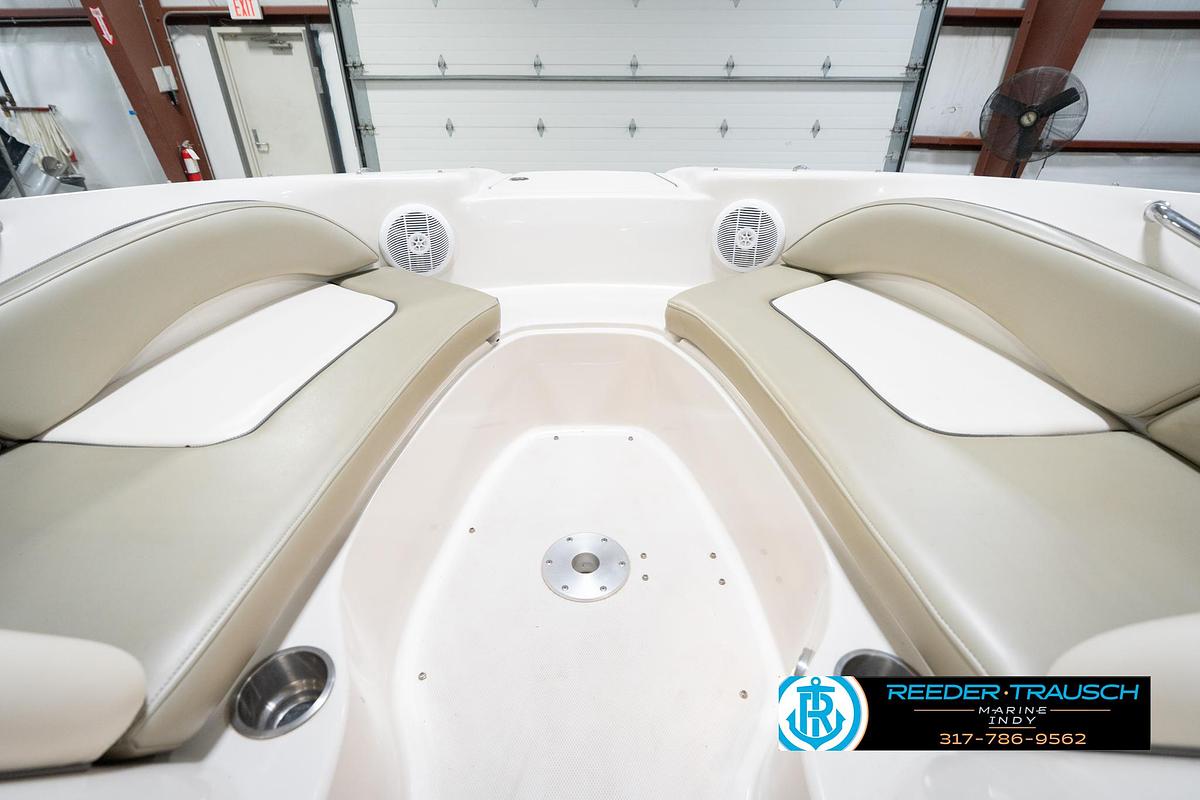 Used 2005 Sea Ray 200 Sun Deck