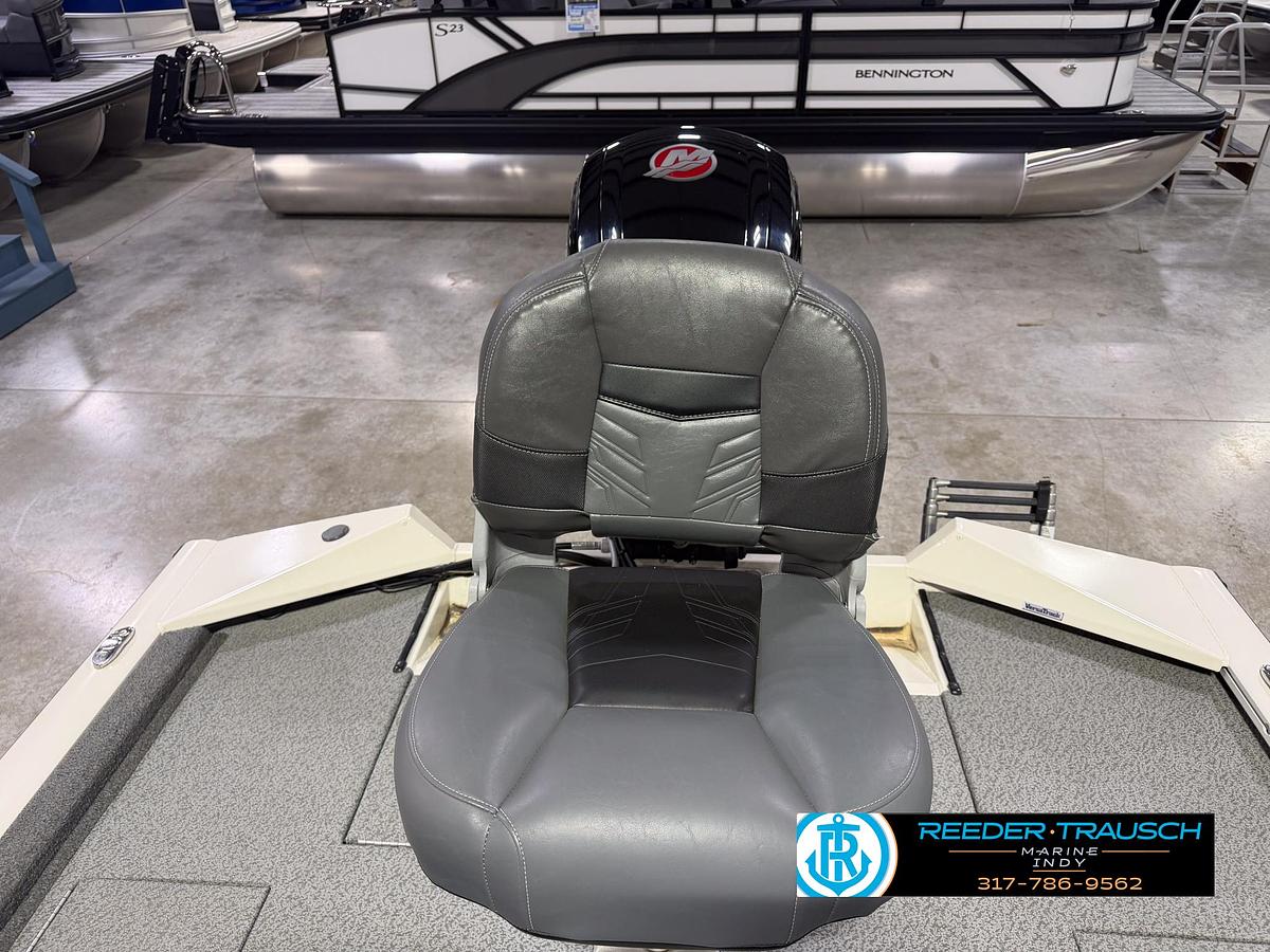 Used 2019 Tracker Pro Team 190 TX W/11